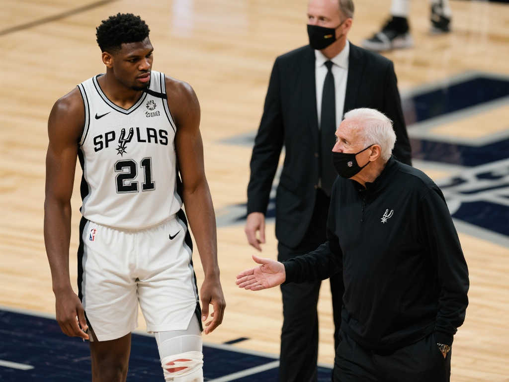 的表现令人 的表现令人