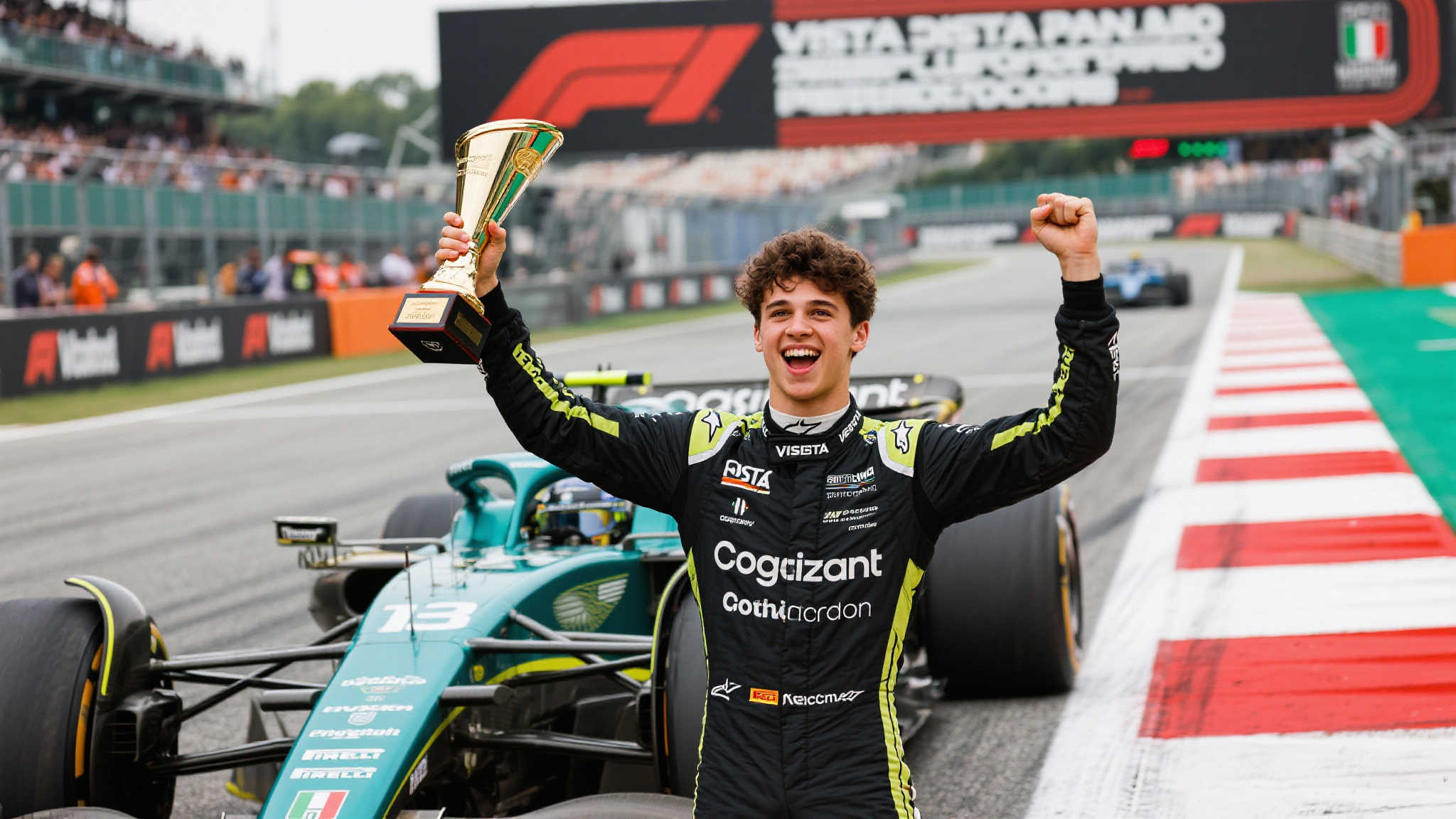 亚当斯关于 亚当斯关于